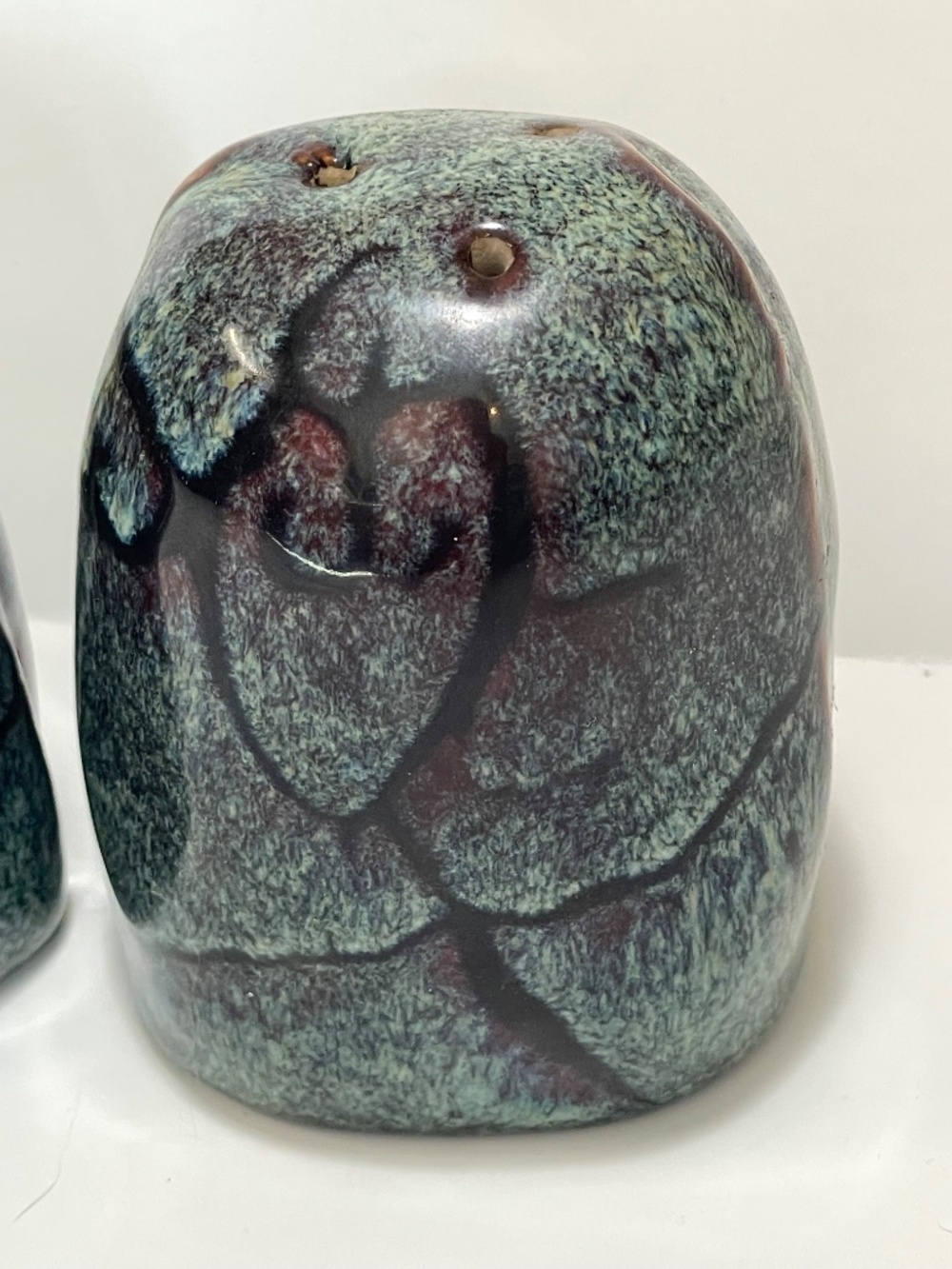 Brand New Artisan Ceramic Salt & Pepper Shakers - Teal Crackle Glaze - Picture 3 of 11